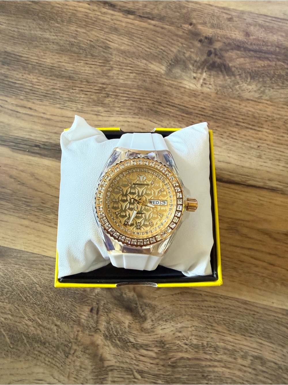 Invicta Gold Dial White Strap Crystal Bezel Watch